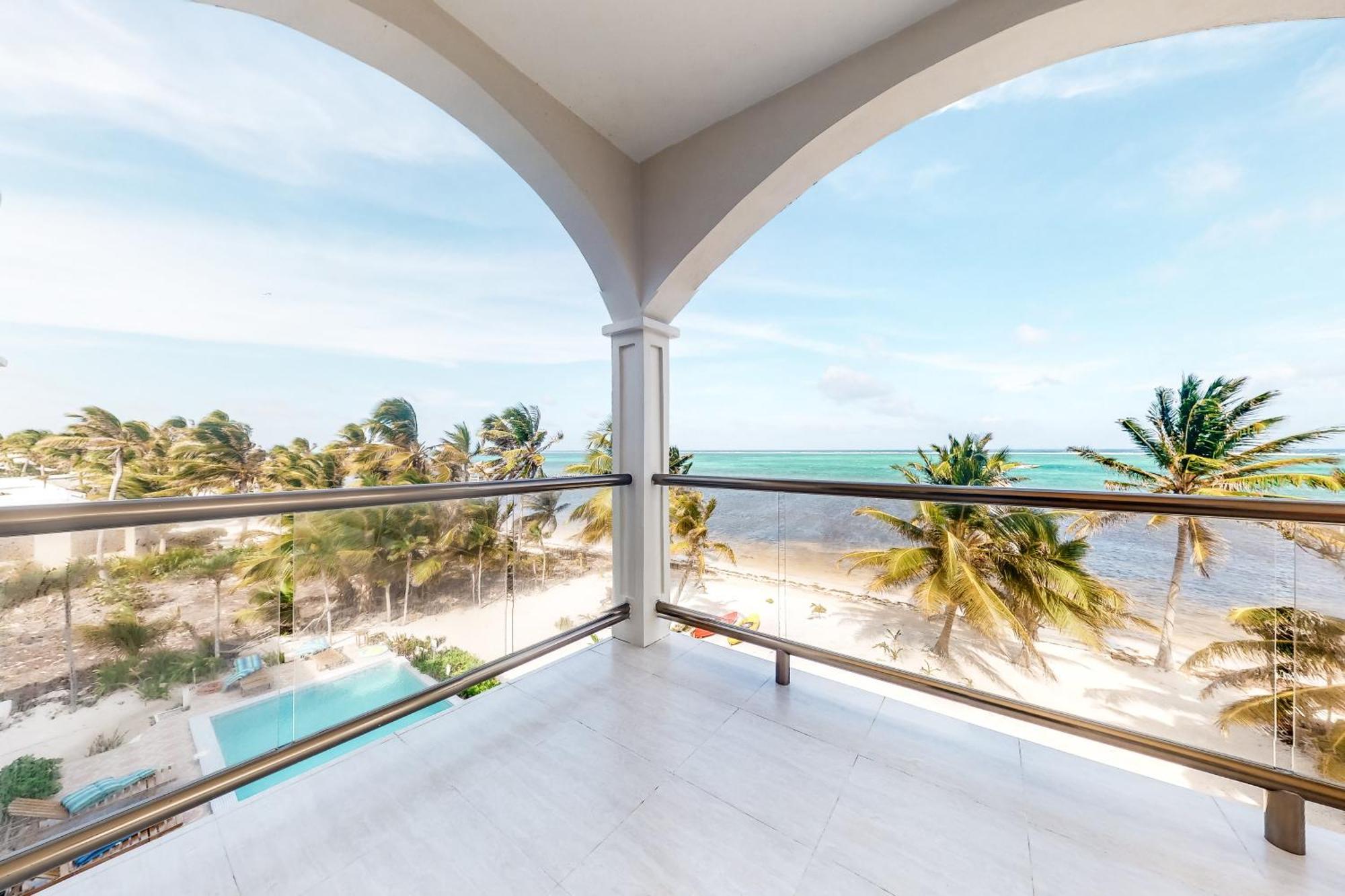 Blue Water Beach Villas San Pedro  Δωμάτιο φωτογραφία