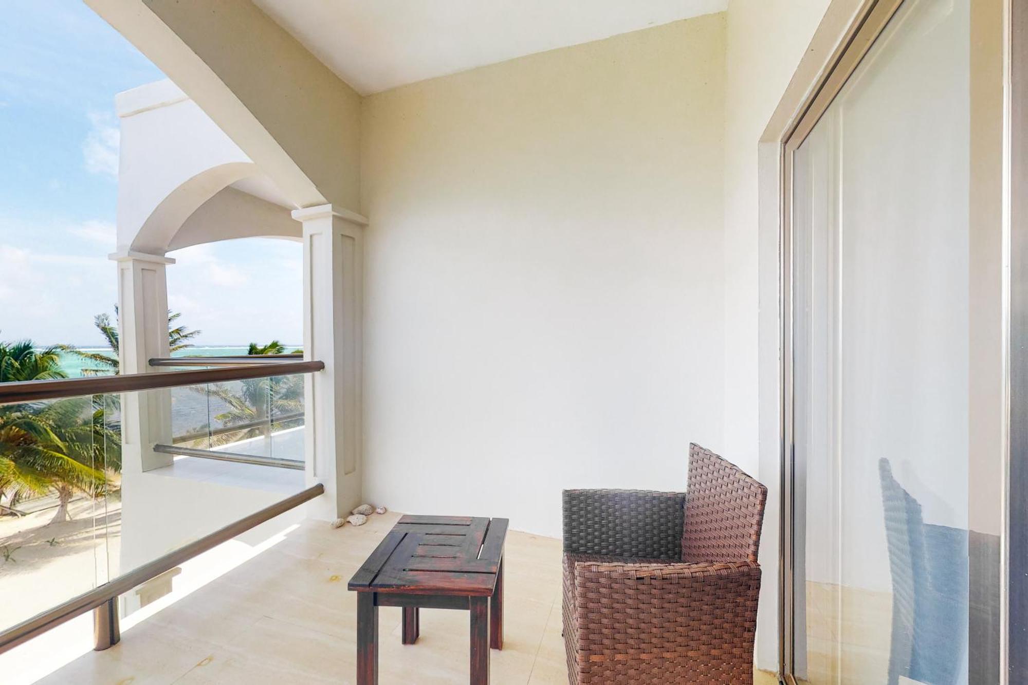 Blue Water Beach Villas San Pedro  Δωμάτιο φωτογραφία