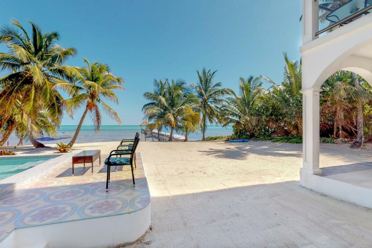 Blue Water Beach Villas San Pedro  Δωμάτιο φωτογραφία